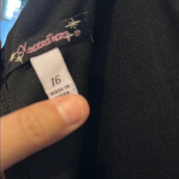 Xtraordinary Black and Blue Embellished A-line Dress for Prom - Picture 5 of 5